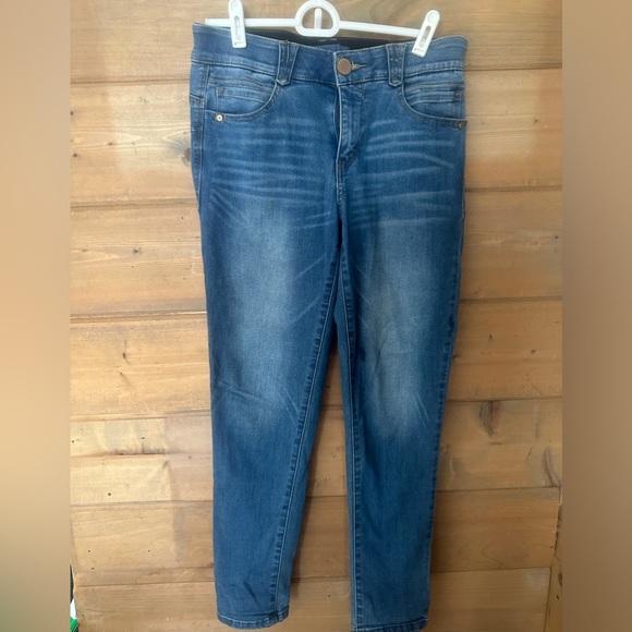 Democracy Denim - Democracy absolution jeans size 4 light wash